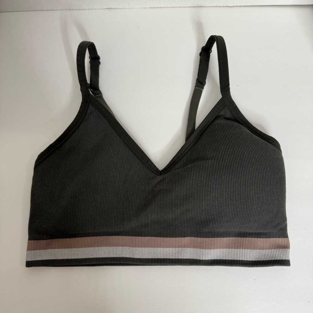 Spanx Women's Seamless Grey Bralette/Sports Bra Size Medium